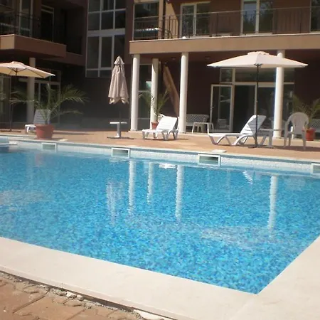 Stella Polaris Complex 아파트호텔 3*
