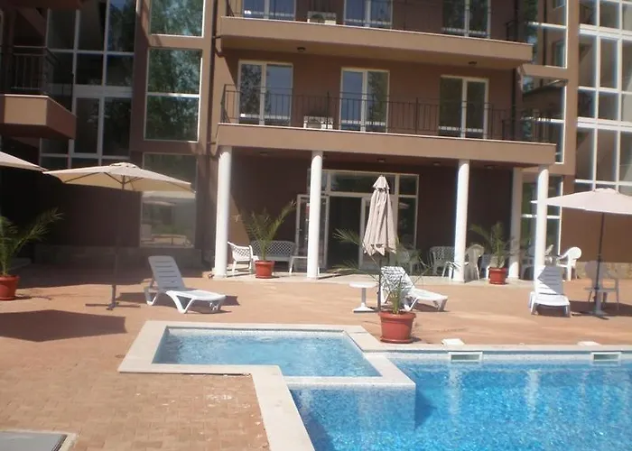 Stella Polaris Complex Aparthotel