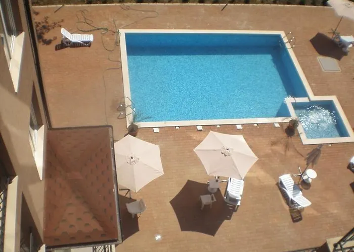 Ξενοδοχείο με διαμερίσματα Stella Polaris Complex 3*