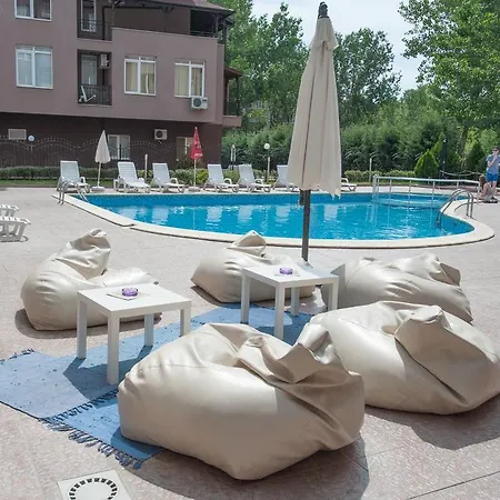 Stella Polaris Complex Апартхотел 3*