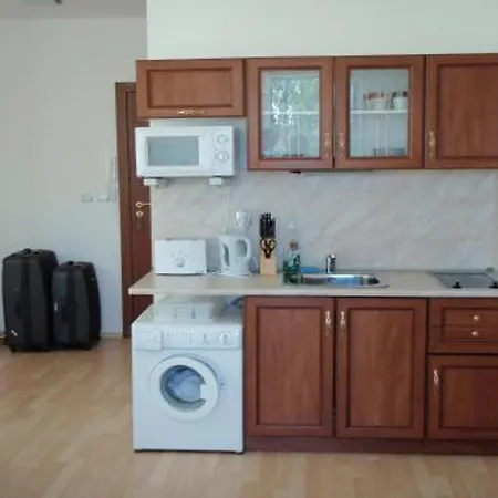 Stella Polaris Complex شقة فندقية 3*