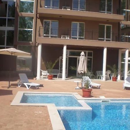 Stella Polaris Complex شقة فندقية