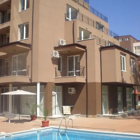 شقة فندقية Stella Polaris Complex 3*